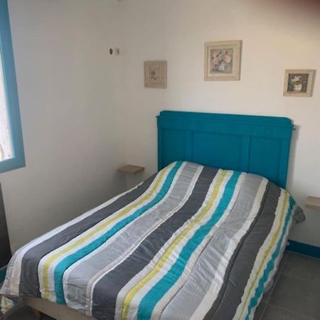 Le Depot Appartement Du Port A Champvert Eksteriør bilde